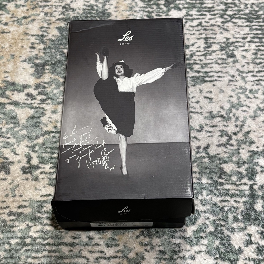 LEO'S Women's Sz  8Tap Shoes Black